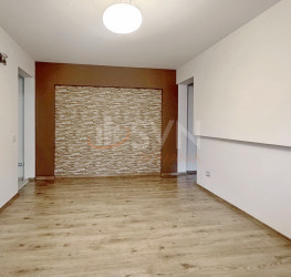 Apartament, 4 camere cu loc parcare exterior inclus Brasov/Centru Civic