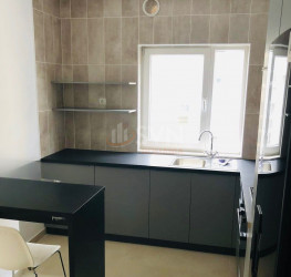 Apartament, 4 camere cu loc parcare exterior inclus Bucuresti/Baneasa