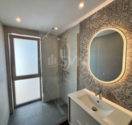 Apartament, 4 camere cu loc parcare exterior inclus Bucuresti/Bucurestii Noi