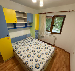 Apartament, 4 camere cu loc parcare exterior inclus Bucuresti/Piata Victoriei