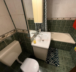 Apartament, 4 camere cu loc parcare exterior inclus Bucuresti/Piata Victoriei