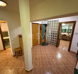 Apartament, 4 camere cu loc parcare exterior inclus Bucuresti/Piata Victoriei
