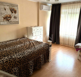 Apartament, 4 camere cu loc parcare exterior inclus Bucuresti/Tineretului