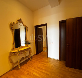 Apartament, 4 camere cu loc parcare exterior inclus Bucuresti/Baneasa
