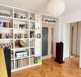 Apartament, 4 camere cu loc parcare exterior inclus Cluj/Manastur