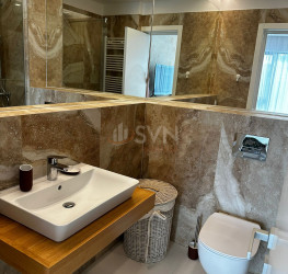 Apartament, 4 camere cu loc parcare exterior inclus Bucuresti/Aviatiei