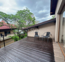 Apartament, 4 camere cu loc parcare exterior inclus Bucuresti/Bucurestii Noi