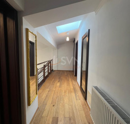 Apartament, 4 camere cu loc parcare exterior inclus Bucuresti/Bucurestii Noi