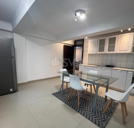 Apartament, 4 camere cu loc parcare exterior inclus Bucuresti/Bucurestii Noi