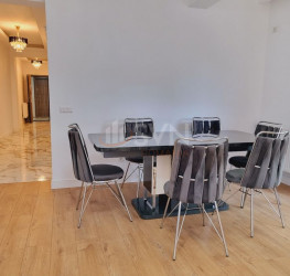 Apartament, 4 camere cu loc parcare exterior inclus Bucuresti/Bucurestii Noi