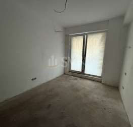 Apartament, 4 camere cu loc parcare exterior inclus Bucuresti/Piata Unirii (s4)