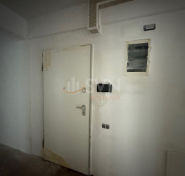 Apartament, 4 camere cu loc parcare exterior inclus Bucuresti/Piata Unirii (s4)