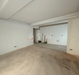 Apartament, 4 camere cu loc parcare exterior inclus Bucuresti/Piata Unirii (s4)