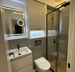 Apartament, 4 camere cu loc parcare exterior inclus Bucuresti/Aviatorilor