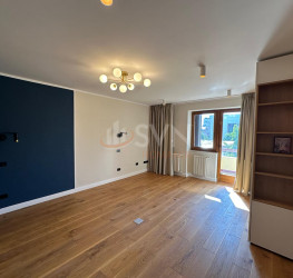 Apartament, 4 camere cu loc parcare exterior inclus Bucuresti/Aviatorilor