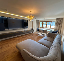 Apartament, 4 camere cu loc parcare exterior inclus Bucuresti/Aviatorilor