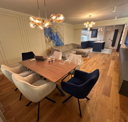 Apartament, 4 camere cu loc parcare exterior inclus Bucuresti/Aviatorilor