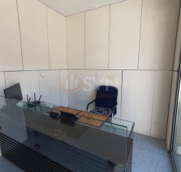 Apartament, 4 camere cu loc parcare exterior inclus Bucuresti/Aviatorilor