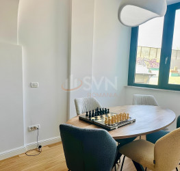 Apartament, 4 camere cu loc parcare exterior inclus Bucuresti/Victoriei