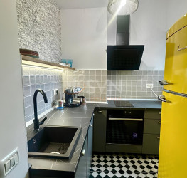 Apartament, 4 camere cu loc parcare exterior inclus Bucuresti/Victoriei