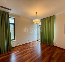 Apartament, 4 camere cu loc parcare exterior inclus Bucuresti/Barbu Vacarescu
