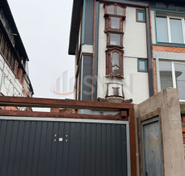 Apartament, 4 camere cu loc parcare exterior inclus Bucuresti/Pipera