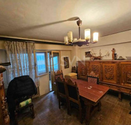 Apartament, 4 camere cu loc parcare exterior inclus Bucuresti/Dorobanti