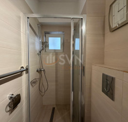 Apartament, 4 camere cu loc parcare exterior inclus Bucuresti/P-ta Unirii