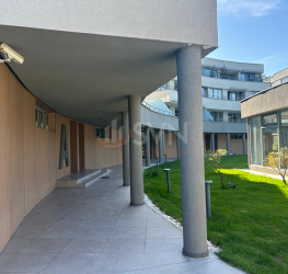 Apartament, 4 camere cu loc parcare exterior inclus Bucuresti/Iancu Nicolae