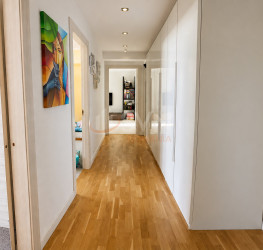 Apartament, 4 camere cu loc parcare exterior inclus Bucuresti/Baneasa