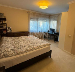 Apartament, 4 camere cu loc parcare exterior inclus Bucuresti/Dorobanti