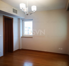Apartament, 4 camere cu loc parcare subteran inclus Bucuresti/Herastrau