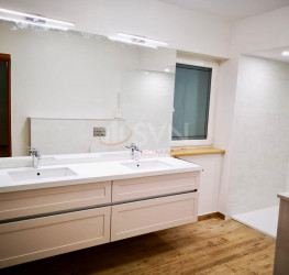 Apartament, 4 camere cu loc parcare subteran inclus Bucuresti/Herastrau