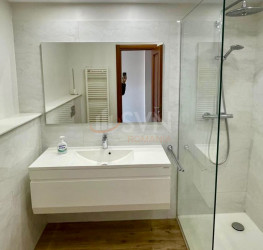 Apartament, 4 camere cu loc parcare subteran inclus Bucuresti/Herastrau