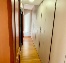 Apartament, 4 camere cu loc parcare subteran inclus Bucuresti/Herastrau