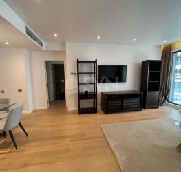 Apartament, 4 camere cu loc parcare subteran inclus Bucuresti/Herastrau