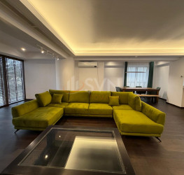 Apartament, 4 camere cu loc parcare subteran inclus Bucuresti/Herastrau