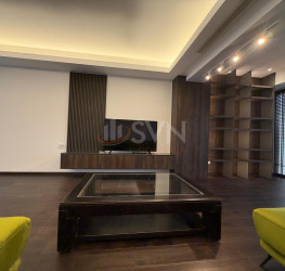 Apartament, 4 camere cu loc parcare subteran inclus Bucuresti/Herastrau