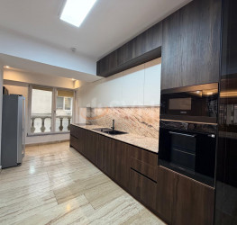 Apartament, 4 camere cu loc parcare subteran inclus Bucuresti/Herastrau