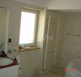 Apartament, 4 camere cu loc parcare subteran inclus Bucuresti/Herastrau