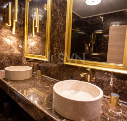 Apartament, 4 camere cu loc parcare subteran inclus Bucuresti/Herastrau