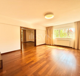 Apartament, 4 camere cu loc parcare subteran inclus Bucuresti/Polona