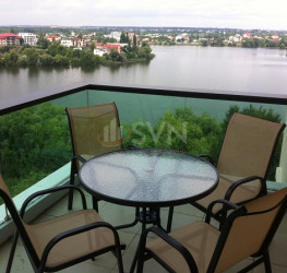 Apartament, 4 camere cu loc parcare subteran inclus Bucuresti/Lacul Tei