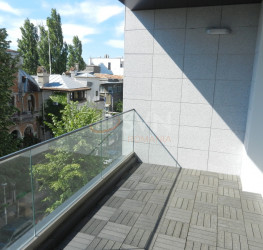 Apartament, 4 camere cu loc parcare subteran inclus Bucuresti/Aviatorilor