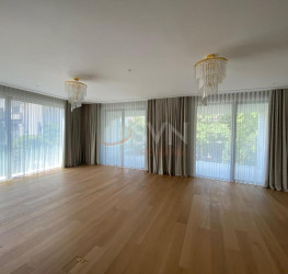 Apartament, 4 camere cu loc parcare subteran inclus Bucuresti/Aviatorilor