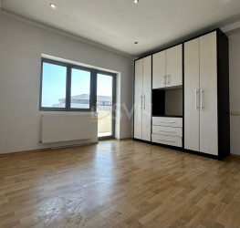 Apartament, 4 camere cu loc parcare subteran inclus Bucuresti/Pipera