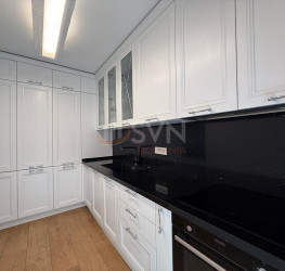 Apartament, 4 camere cu loc parcare subteran inclus Bucuresti/Herastrau