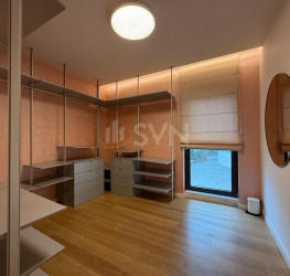 Apartament, 4 camere cu loc parcare subteran inclus Bucuresti/Herastrau