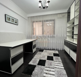 Apartament, 4 camere cu loc parcare subteran inclus Bucuresti/Aviatiei