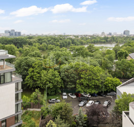 Apartament, 4 camere cu loc parcare subteran inclus Bucuresti/Herastrau